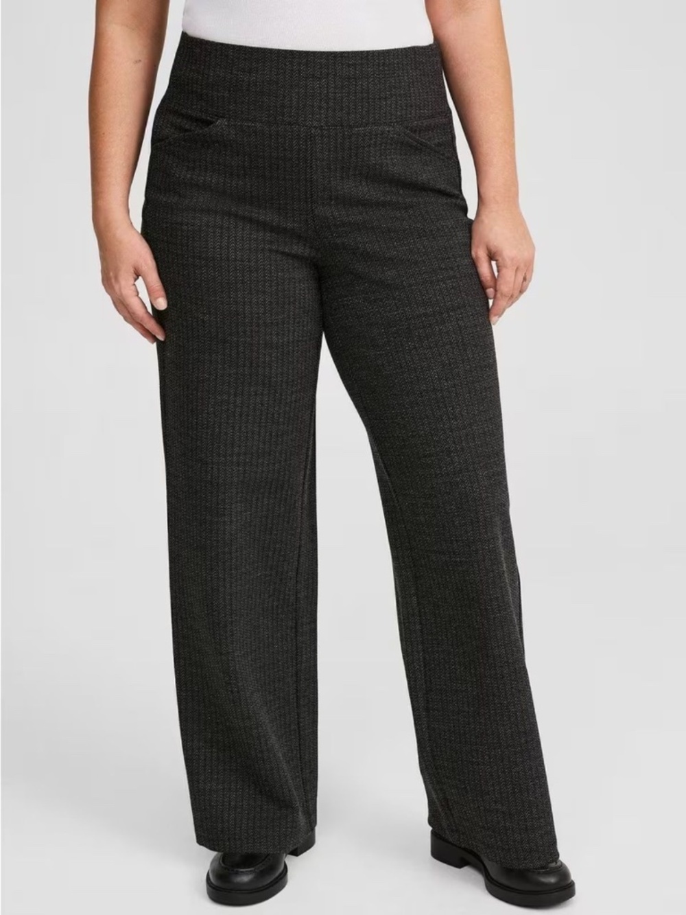 Torrid Gray Herringbone Pixie Wide Leg Pull-On Pants 4R Plus Size 26 Like New